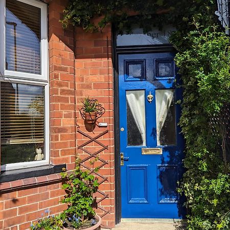 Number 18 Bed & Breakfast Whitby Eksteriør bilde