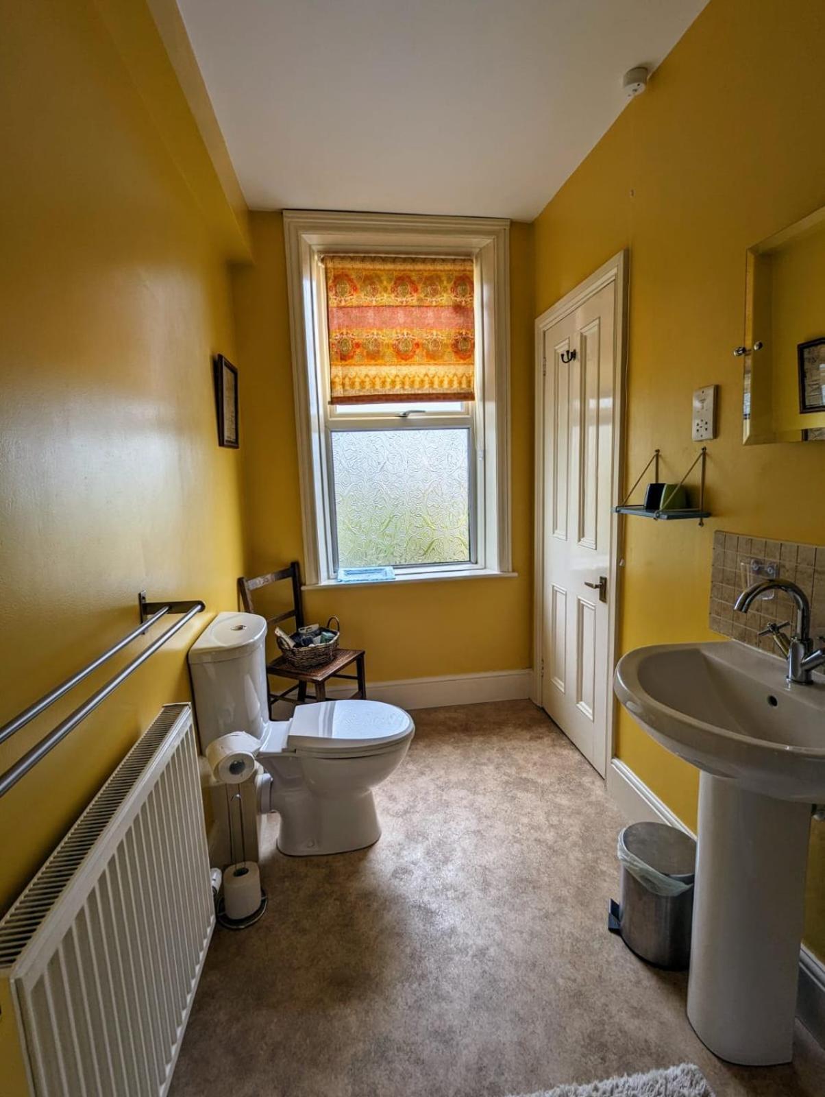 Number 18 Bed & Breakfast Whitby Eksteriør bilde